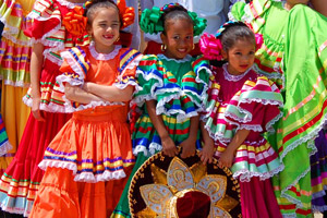 Ole! Cinco de Mayo Fiesta at the Toledo Zoo Photo