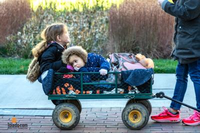 Blade-Holiday-Parade-11-11-2023-008