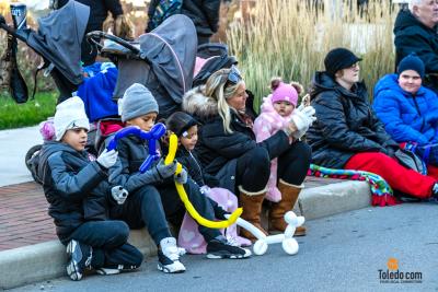 Blade-Holiday-Parade-11-11-2023-009