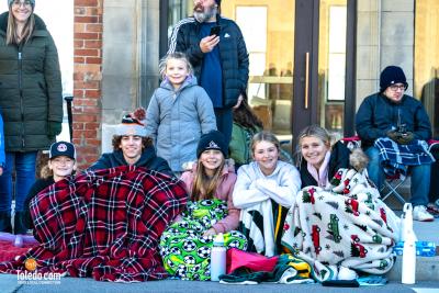 Blade-Holiday-Parade-11-11-2023-012