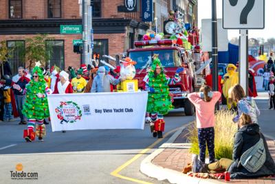 Blade-Holiday-Parade-11-11-2023-037