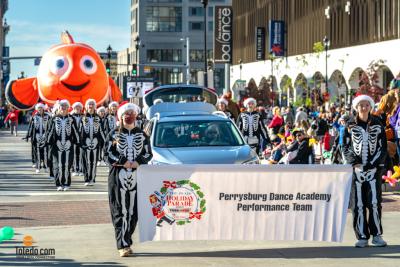 Blade-Holiday-Parade-11-11-2023-058