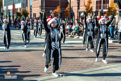 Blade-Holiday-Parade-11-11-2023-060