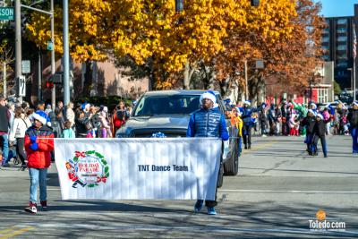 Blade-Holiday-Parade-11-11-2023-089