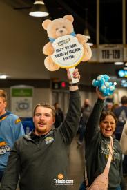 Toledo-Walleye-Teddy-Bear-Toss-TDC-12-08-2023-12