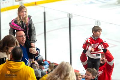 Toledo-Walleye-Rock-The-Rink-03-09-2024-33