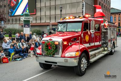 TDC-The-Blade-Holiday-Parade-11-16-2024-035