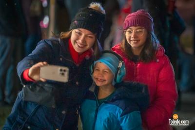Uptown-Maumee-Holiday-Light-Parade-12-01-2024-32