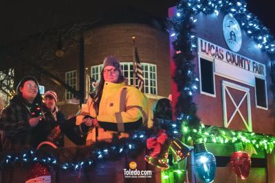 Uptown-Maumee-Holiday-Light-Parade-12-01-2024-50