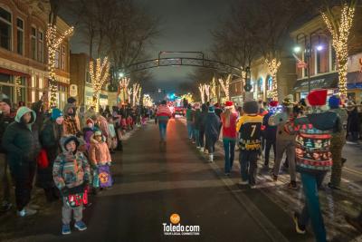 Uptown-Maumee-Holiday-Light-Parade-12-01-2024-55