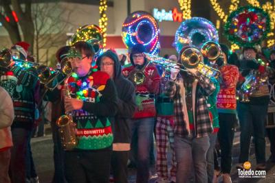 Uptown-Maumee-Holiday-Light-Parade-12-01-2024-56