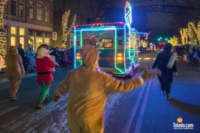 Uptown-Maumee-Holiday-Light-Parade-12-01-2024-63