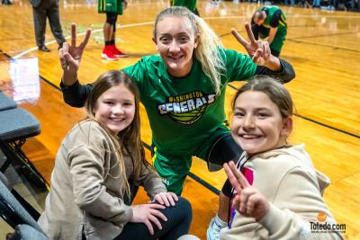TDC-Harlem-Globetrotters-Huntington-Album-1-12-30-2024-25