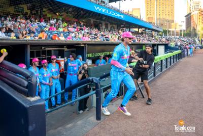 TDC-Cosmic-Baseball-08-23-2025-041