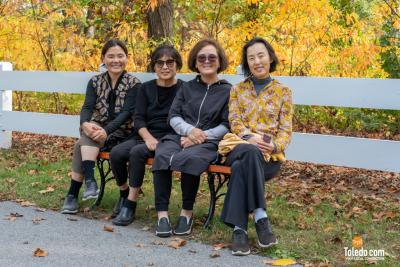 Haunted-Manor-House-10-25-2025-04