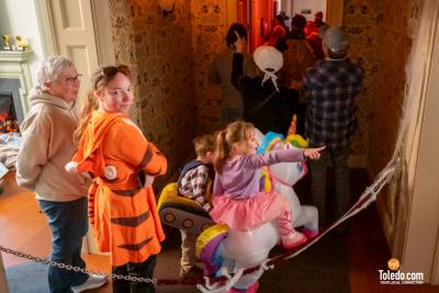 Haunted-Manor-House-10-25-2025-67