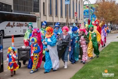 Downtown-Toledo-Holiday-Parade-11-15-2025-029