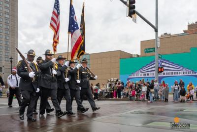 Downtown-Toledo-Holiday-Parade-11-15-2025-036