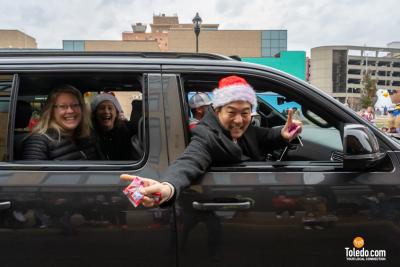 Downtown-Toledo-Holiday-Parade-11-15-2025-040