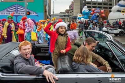 Downtown-Toledo-Holiday-Parade-11-15-2025-044