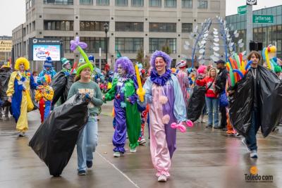 Downtown-Toledo-Holiday-Parade-11-15-2025-046