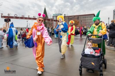 Downtown-Toledo-Holiday-Parade-11-15-2025-054