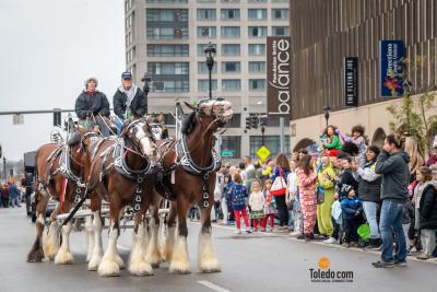 Downtown-Toledo-Holiday-Parade-11-15-2025-071