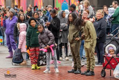 Downtown-Toledo-Holiday-Parade-11-15-2025-114