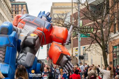 Downtown-Toledo-Holiday-Parade-11-15-2025-120