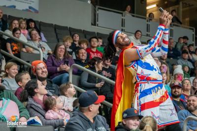 Harlem-Globetrotters-Album-1-12-29-2025-28