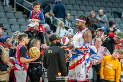 Harlem-Globetrotters-Album-2-12-29-2025-103