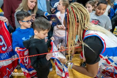 Harlem-Globetrotters-Album-2-12-29-2025-107