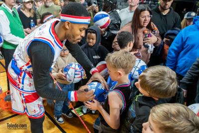 Harlem-Globetrotters-Album-2-12-29-2025-109