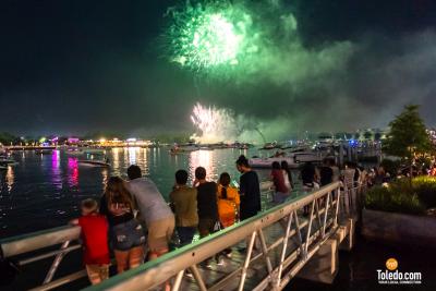 2026-07-04-Downtown-Toledo-Fireworks-101